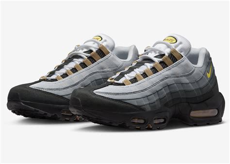 nike schuhe gelb weiß|Nike Air Max 95 Icons kräftiges Gelb Herren – DX4236.